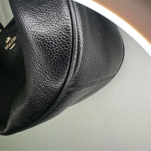 Coach Harley Hobo Shoulder Bag in black - Picture 5 of 10